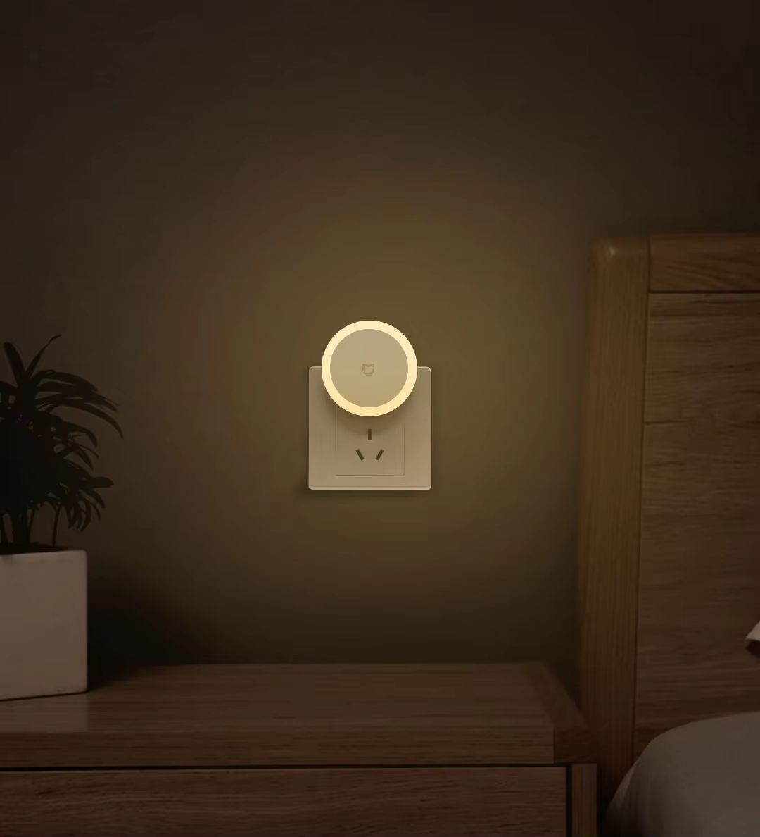 جديد Xiaomi MiJIA LED الذكية ا - مراجعة Smart Home Yeelight وسعره
